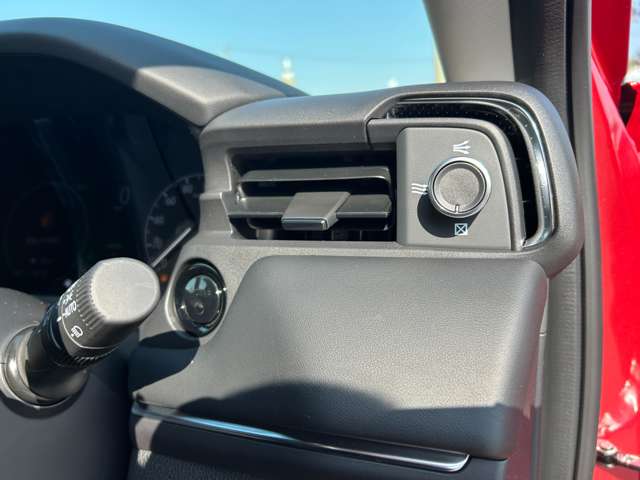 ホンダ ヴェゼル １．５ Ｅ：ＨＥＶ Ｚ R7年 (九州・沖縄) 99