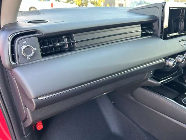 ホンダ ヴェゼル １．５ Ｅ：ＨＥＶ Ｚ R7年 (九州・沖縄) 99