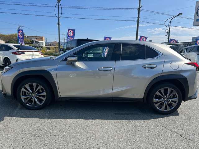 レクサス ＵＸ２５０ｈ Ｆスポーツ R1年 (九州・沖縄) 99