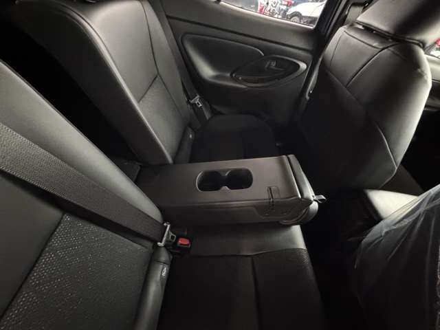 トヨタ ヤリスクロス　ハイブリッド １．５ ハイブリッド Ｚ R7年 (九州・沖縄) 99