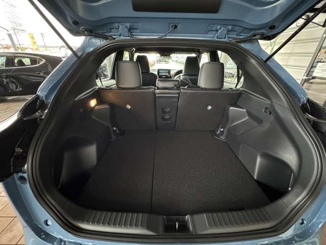 トヨタ ヤリスクロス　ハイブリッド １．５ ハイブリッド Ｚ R7年 (九州・沖縄) 99