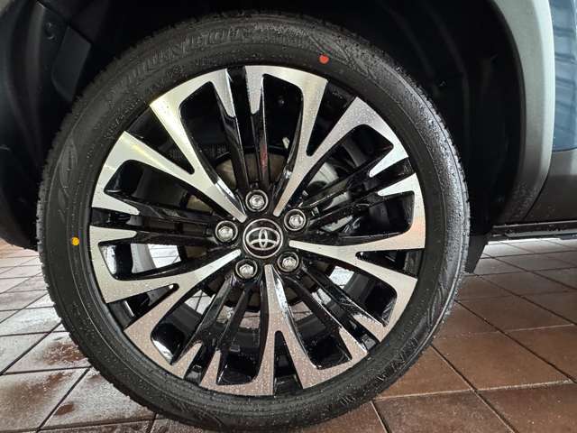 トヨタ ヤリスクロス　ハイブリッド １．５ ハイブリッド Ｚ R7年 (九州・沖縄) 99