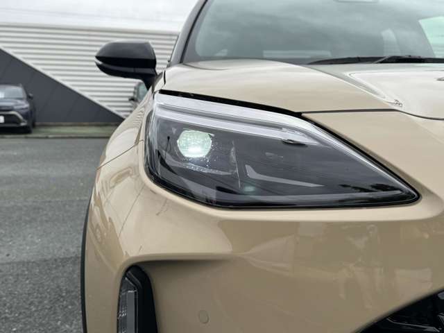 トヨタ ヤリスクロス　ハイブリッド １．５ ハイブリッド Ｚ R7年 (九州・沖縄) 99