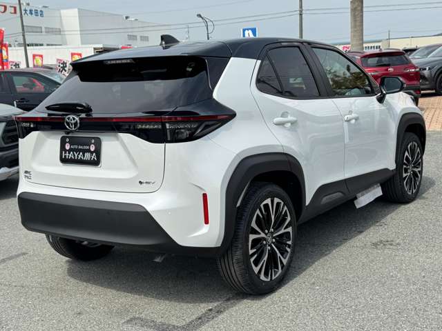 トヨタ ヤリスクロス　ハイブリッド １．５ ハイブリッド Ｚ R7年 (九州・沖縄) 99