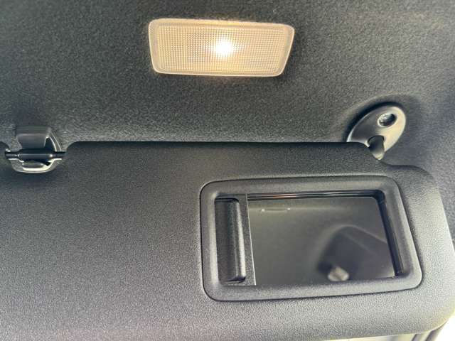 トヨタ ヤリスクロス　ハイブリッド １．５ ハイブリッド Ｚ R7年 (九州・沖縄) 99