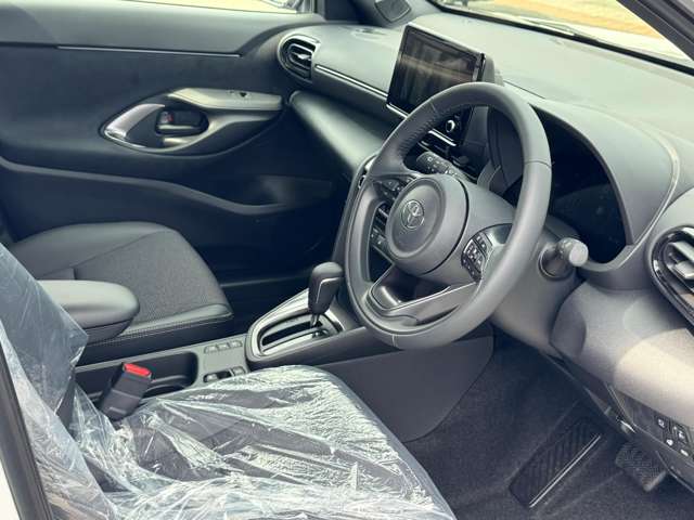 トヨタ ヤリスクロス　ハイブリッド １．５ ハイブリッド Ｚ R7年 (九州・沖縄) 99