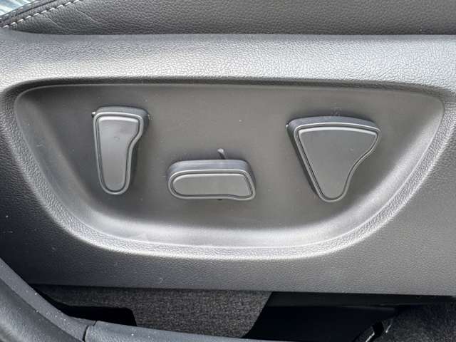 トヨタ ヤリスクロス　ハイブリッド １．５ ハイブリッド Ｚ R7年 (九州・沖縄) 99