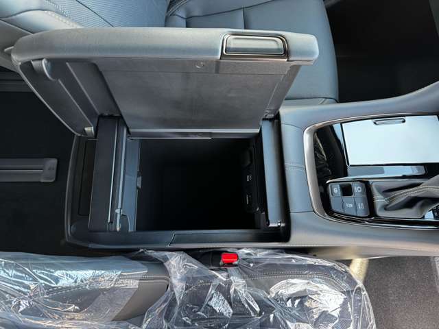 トヨタ アルファード ２．５ Ｚ R7年 (九州・沖縄) 99