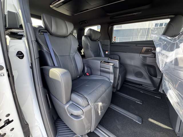 トヨタ アルファード ２．５ Ｚ R7年 (九州・沖縄) 99