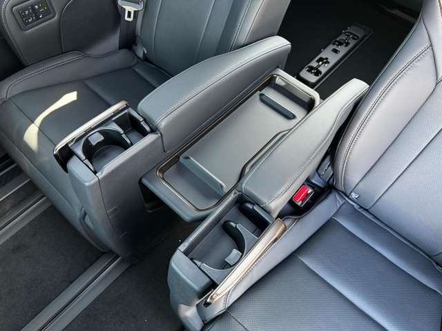 トヨタ アルファード ２．５ Ｚ R7年 (九州・沖縄) 99