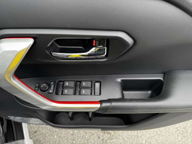 トヨタ ライズ　ハイブリッド ハイブリッド １．２ Ｚ R7年 (九州・沖縄) 99