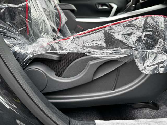 トヨタ ライズ　ハイブリッド ハイブリッド １．２ Ｚ R7年 (九州・沖縄) 99