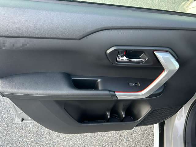 トヨタ ライズ　ハイブリッド ハイブリッド １．２ Ｚ R7年 (九州・沖縄) 99