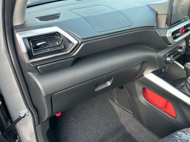 トヨタ ライズ　ハイブリッド ハイブリッド １．２ Ｚ R7年 (九州・沖縄) 99