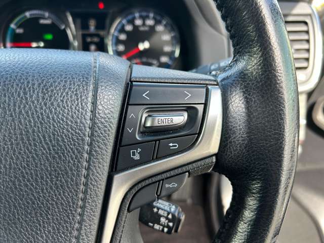 トヨタ クラウン　ハイブリッド ハイブリッド ２．５ Ｓ H27年 (九州・沖縄) 99