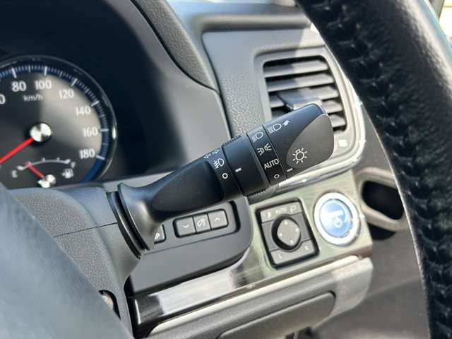 トヨタ クラウン　ハイブリッド ハイブリッド ２．５ Ｓ H27年 (九州・沖縄) 99