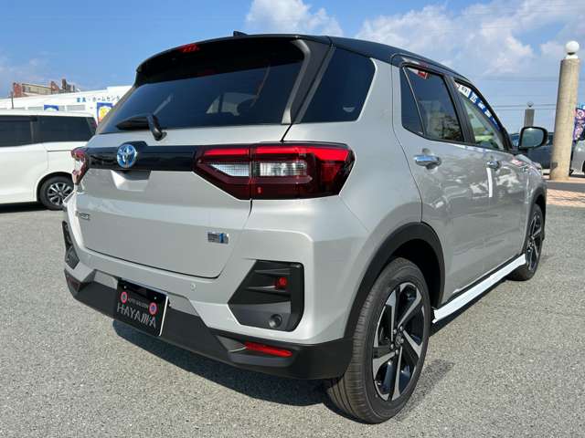 トヨタ ライズ　ハイブリッド ハイブリッド １．２ Ｚ R7年 (九州・沖縄) 99