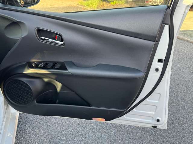 トヨタ プリウス １．８ Ｓ ツーリングセレクション R2年 (九州・沖縄) 99