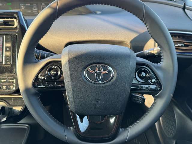 トヨタ プリウス １．８ Ｓ ツーリングセレクション R2年 (九州・沖縄) 99