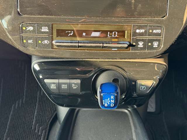 トヨタ プリウス １．８ Ｓ ツーリングセレクション R2年 (九州・沖縄) 99