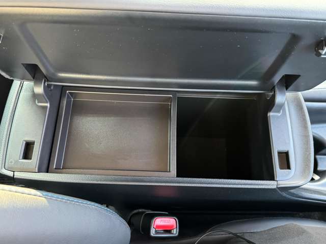 トヨタ プリウス １．８ Ｓ ツーリングセレクション R2年 (九州・沖縄) 99