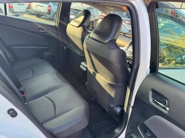 トヨタ プリウス １．８ Ｓ ツーリングセレクション R2年 (九州・沖縄) 99