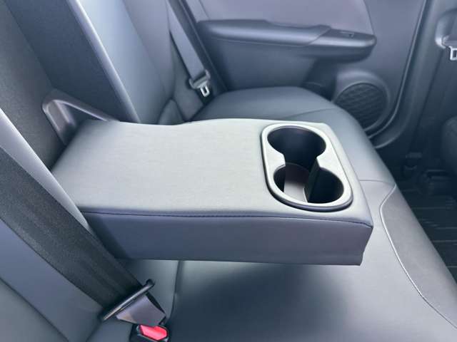 トヨタ プリウス １．８ Ｓ ツーリングセレクション R2年 (九州・沖縄) 99