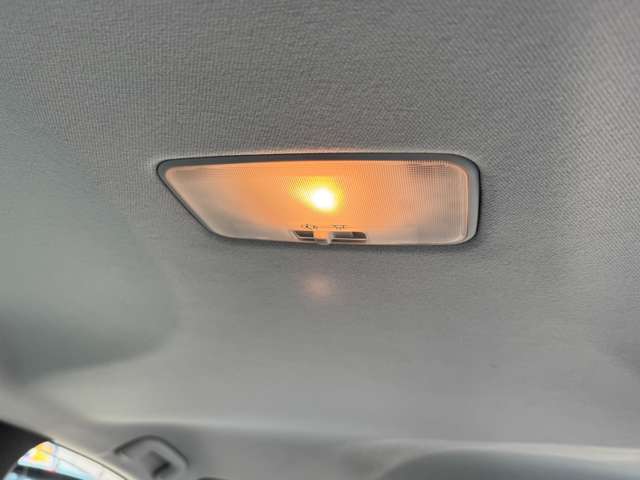 トヨタ プリウス １．８ Ｓ ツーリングセレクション R2年 (九州・沖縄) 99