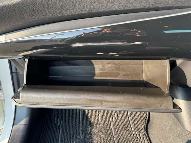 トヨタ プリウス １．８ Ｓ ツーリングセレクション R2年 (九州・沖縄) 99