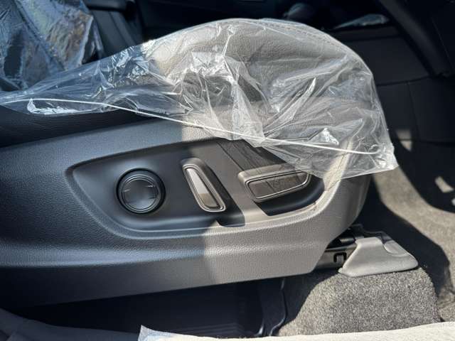 トヨタ カローラクロス　ハイブリッド １．８ ハイブリッド Ｚ R7年 (九州・沖縄) 99