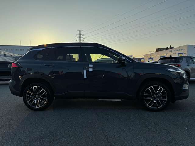 トヨタ カローラクロス　ハイブリッド １．８ ハイブリッド Ｚ R7年 (九州・沖縄) 99