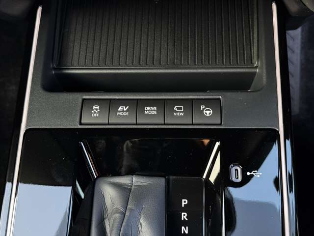 トヨタ カローラクロス　ハイブリッド １．８ ハイブリッド Ｚ R7年 (九州・沖縄) 99