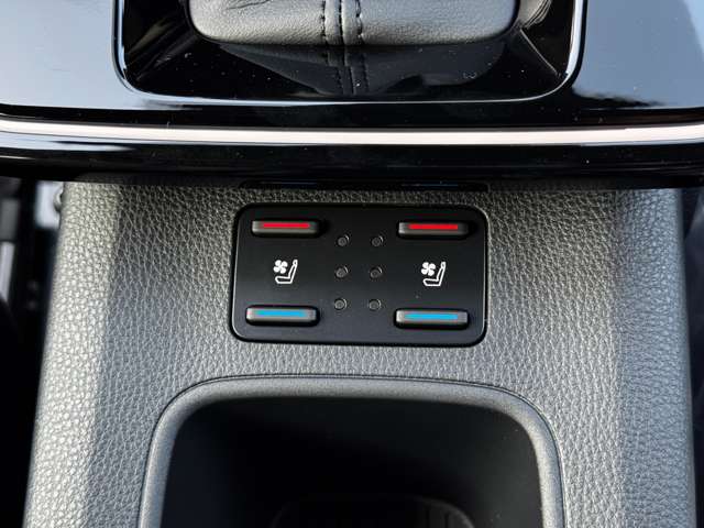 トヨタ カローラクロス　ハイブリッド １．８ ハイブリッド Ｚ R7年 (九州・沖縄) 99