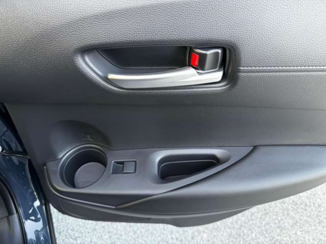 トヨタ カローラクロス　ハイブリッド １．８ ハイブリッド Ｚ R7年 (九州・沖縄) 99