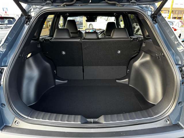 トヨタ カローラクロス　ハイブリッド １．８ ハイブリッド Ｚ R7年 (九州・沖縄) 99