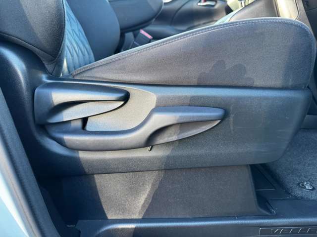 トヨタ ヴェルファイア ２．５ Ｚ H30年 (九州・沖縄) 99