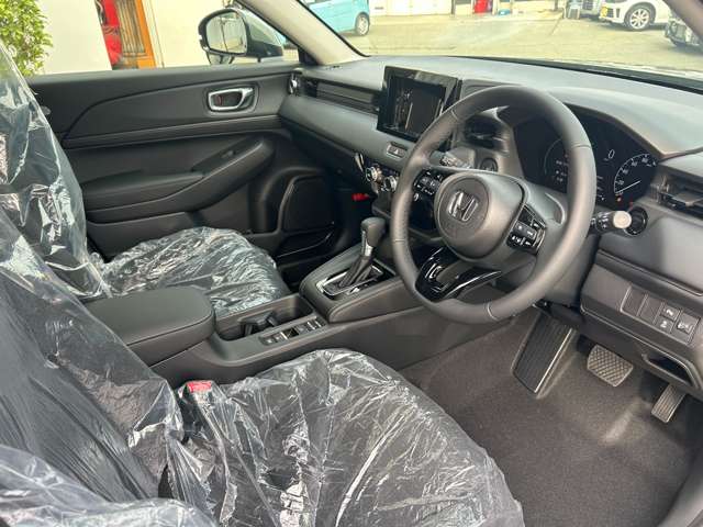 ホンダ ヴェゼル １．５ Ｅ：ＨＥＶ Ｘ R7年 (九州・沖縄) 99