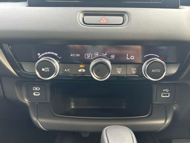 ホンダ ヴェゼル １．５ Ｅ：ＨＥＶ Ｘ R7年 (九州・沖縄) 99