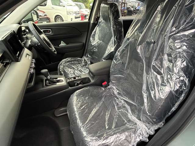 ホンダ ヴェゼル １．５ Ｅ：ＨＥＶ Ｘ R7年 (九州・沖縄) 99