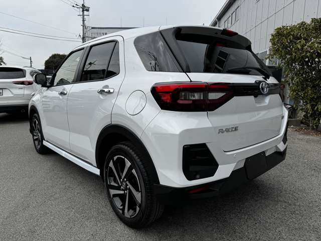 トヨタ ライズ　ハイブリッド ハイブリッド １．２ Ｚ R7年 (九州・沖縄) 99