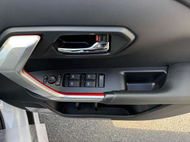 トヨタ ライズ　ハイブリッド ハイブリッド １．２ Ｚ R7年 (九州・沖縄) 99