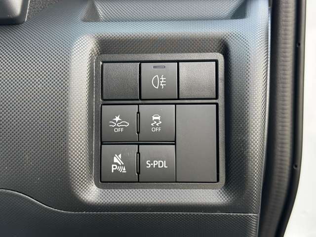 トヨタ ライズ　ハイブリッド ハイブリッド １．２ Ｚ R7年 (九州・沖縄) 99