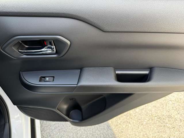 トヨタ ライズ　ハイブリッド ハイブリッド １．２ Ｚ R7年 (九州・沖縄) 99