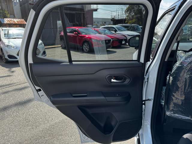 トヨタ ライズ　ハイブリッド ハイブリッド １．２ Ｚ R7年 (九州・沖縄) 99