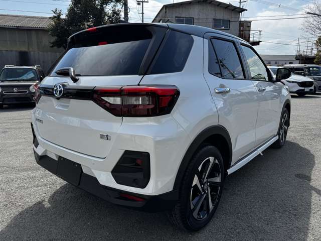 トヨタ ライズ　ハイブリッド ハイブリッド １．２ Ｚ R7年 (九州・沖縄) 99