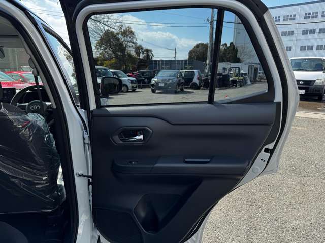 トヨタ ライズ　ハイブリッド ハイブリッド １．２ Ｚ R7年 (九州・沖縄) 99