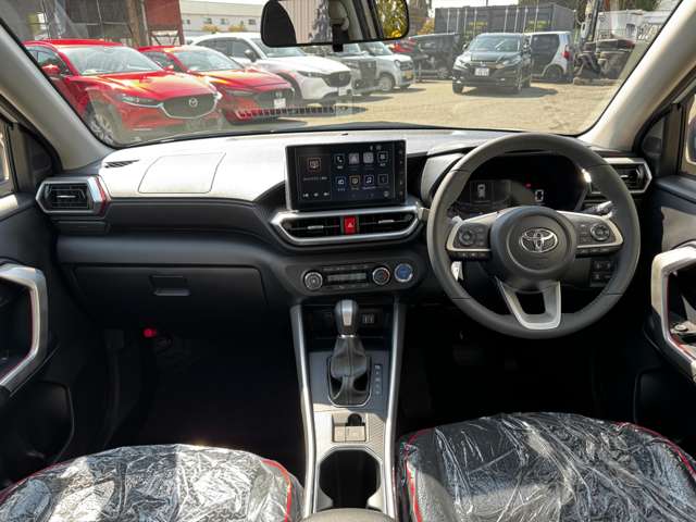 トヨタ ライズ　ハイブリッド ハイブリッド １．２ Ｚ R7年 (九州・沖縄) 99