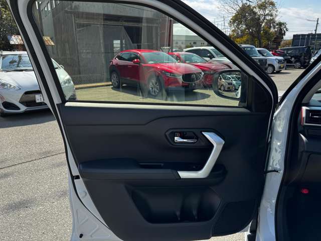 トヨタ ライズ　ハイブリッド ハイブリッド １．２ Ｚ R7年 (九州・沖縄) 99