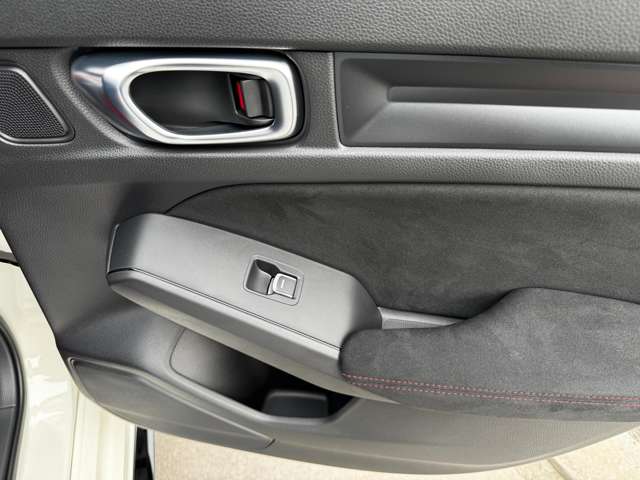 ホンダ シビック ２．０ R7年 (九州・沖縄) 99