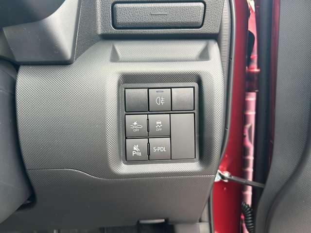 トヨタ ライズ　ハイブリッド ハイブリッド １．２ Ｚ R7年 (九州・沖縄) 99